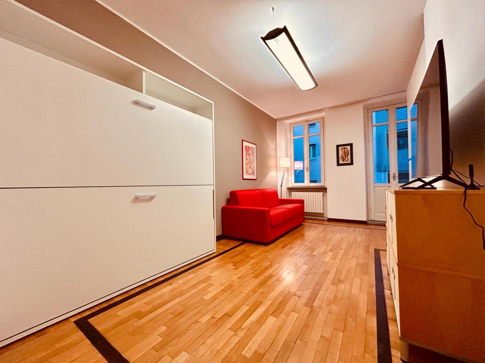 Kibilu - Via Medaglie D'Oro Centro Citta Con Parcheggio Varese Exterior foto